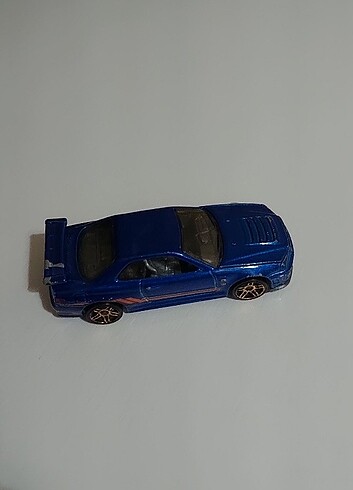 Hot wheels nissan gtr 