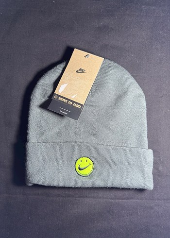 Nike Bere