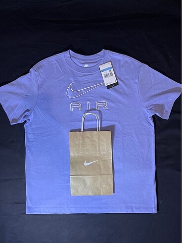 Nike Air Boyfriend Short-Sleeve Tişört