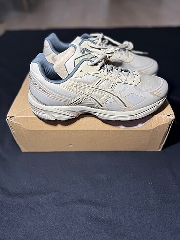 44 Beden ten rengi Renk Asics Spor Ayakkabı