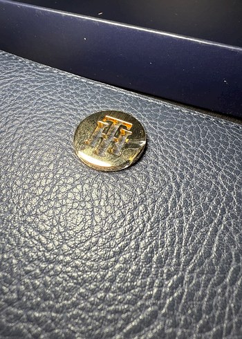 Tommy Hilfiger Mavi Deri Fermuarlı Kadın Cüzdanı - Görsel 3