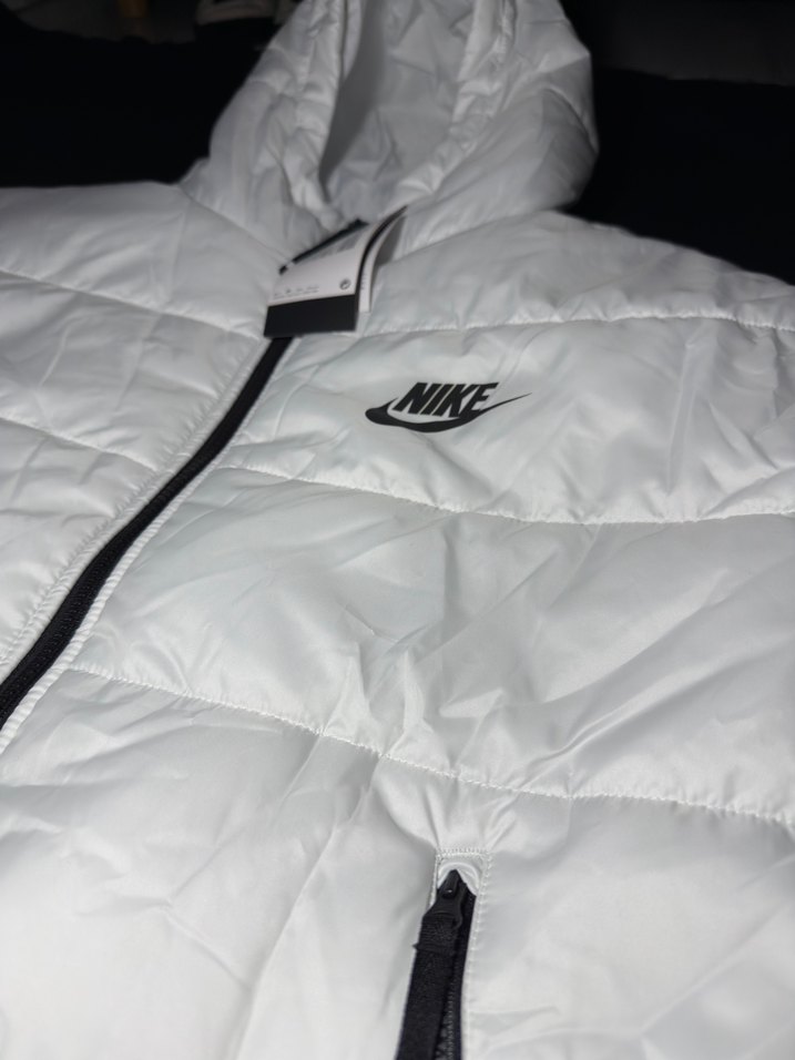 Nike Therma-Fit Kadin Mont - Görsel 2