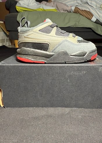 Nike Jordan 4 RM Çocuk Ayakkabı - Görsel 2