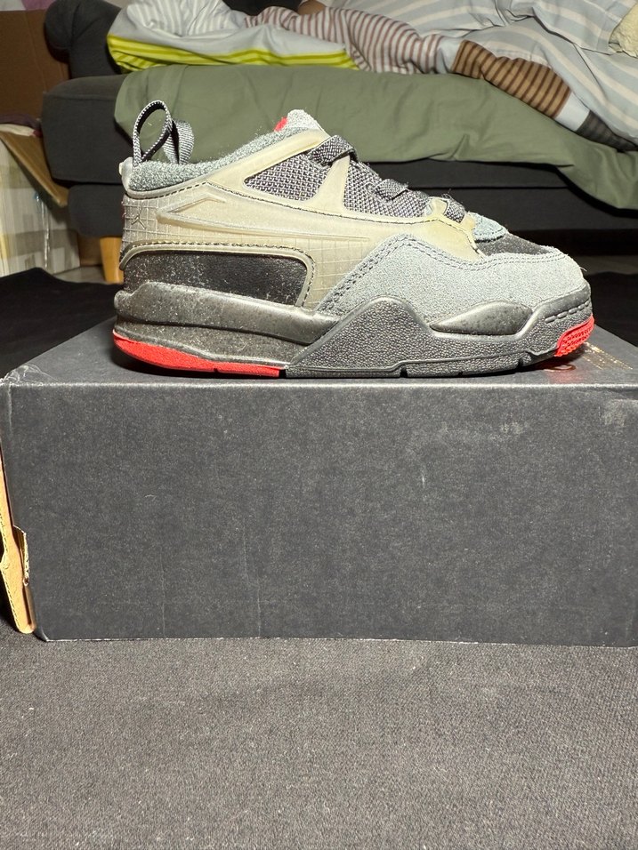 Nike Jordan 4 RM Çocuk Ayakkabı - Görsel 2