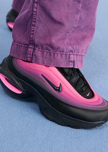 Nike Pembe Siyah Retro Sneaker