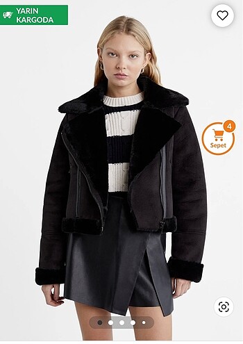 PULL AND BEAR CEKET