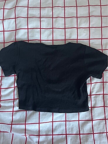H&M Siyah Düğmeli Crop