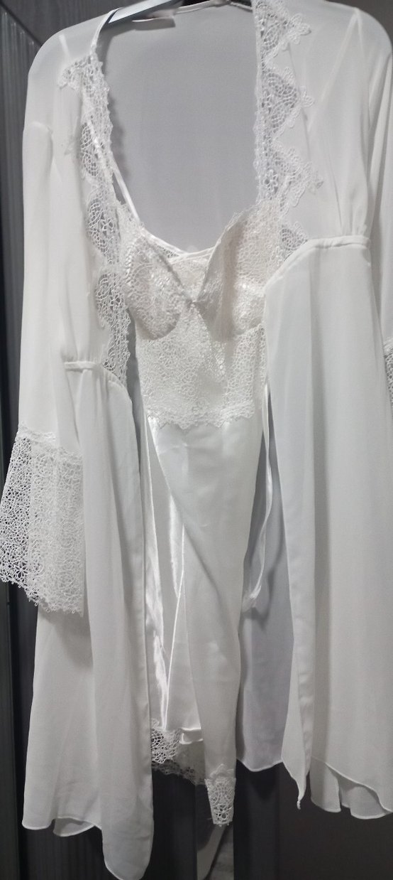 Bohem Uzun Beyaz Nakışlı Kadın Sabahlık - Görsel 5