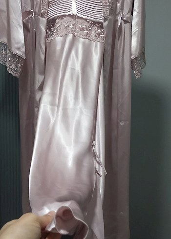 Pembe Uzun İşlemeli Kadın Gecelik Takımı - Görsel 2