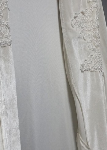 Beyaz İşlemeli Bohem Uzun Kadın Sabahlık - Görsel 2