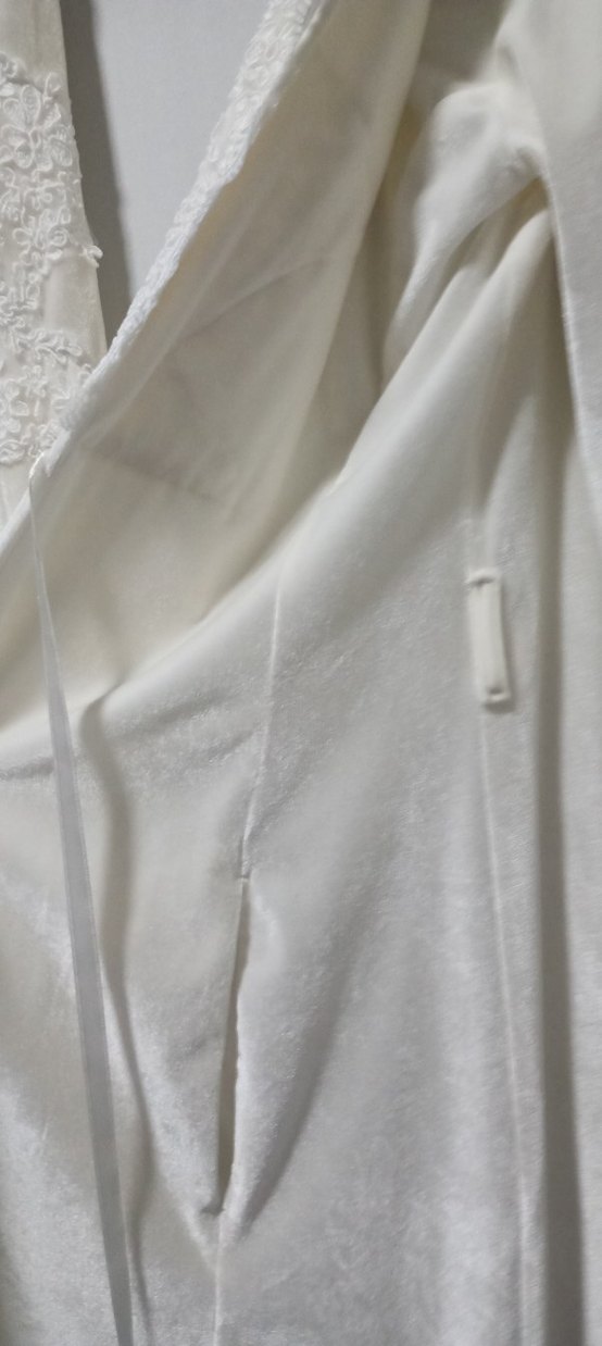 Beyaz İşlemeli Bohem Uzun Kadın Sabahlık - Görsel 3