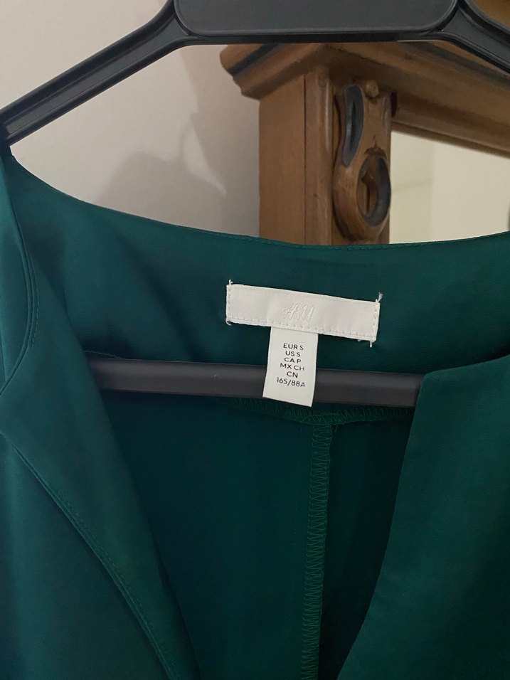 Uzun Kollu V Yakalı Yeşil Midi Tunik - Görsel 3