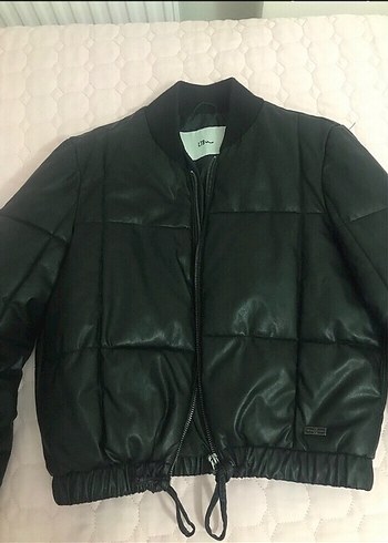 Siyah Deri Kadın Ceket - Görsel 2