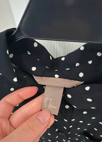 Kadın Siyah Puantiyeli Uzun Kollu Gömlek - Görsel 3