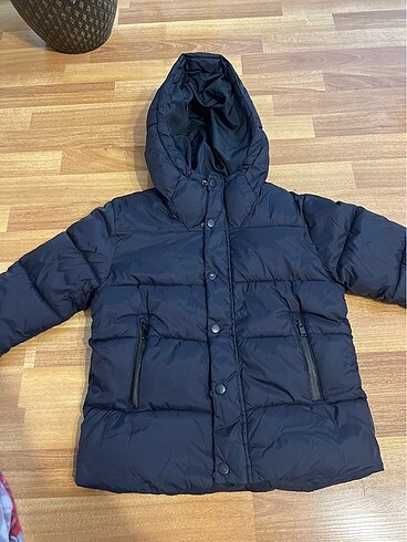 Zara mont
