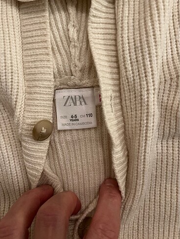 4 Yaş Beden ten rengi Renk Zara hırka