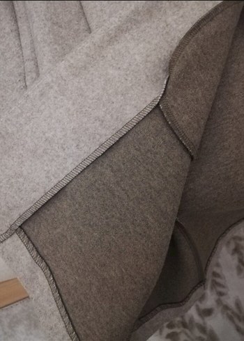 Pull and Bear Düğmeli Keçe Dokulu Bej Kaban