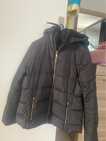 Zara mont
