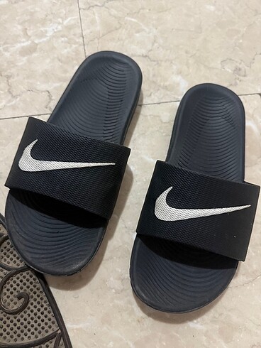 Nike terlik