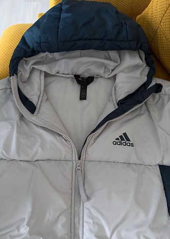 Adidas m