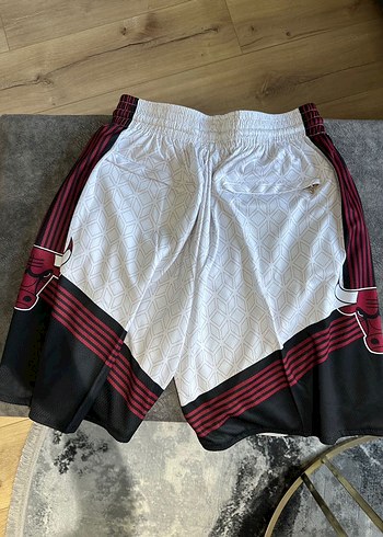 Chicago Bulls şort - Görsel 2