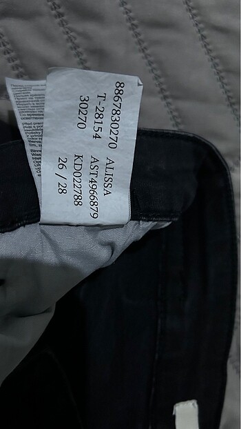 26 Beden Mavi Jeans Pantolon