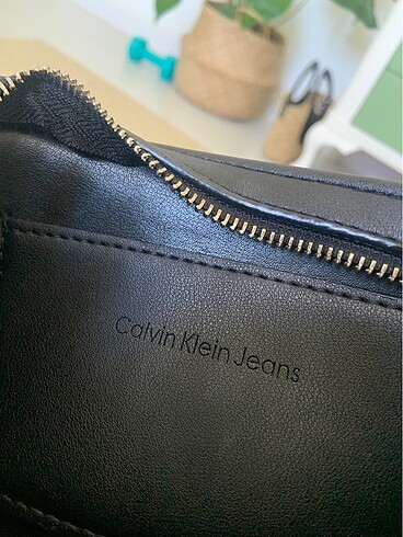 Beden siyah Renk Calvin klein çanta satıldı