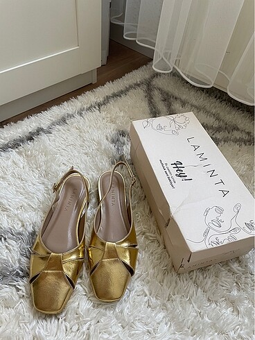 Zara Laminta Babet