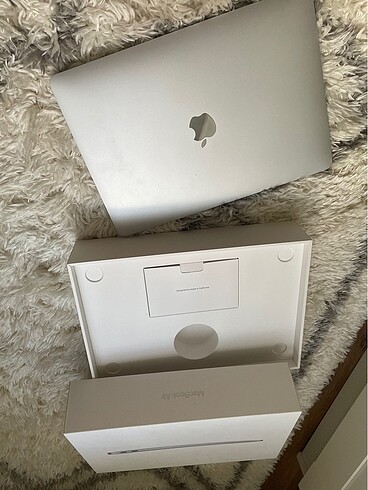 Apple MacBook Air
