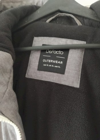 Gri Kapüşonlu Fermuarlı Erkek mont - Görsel 3