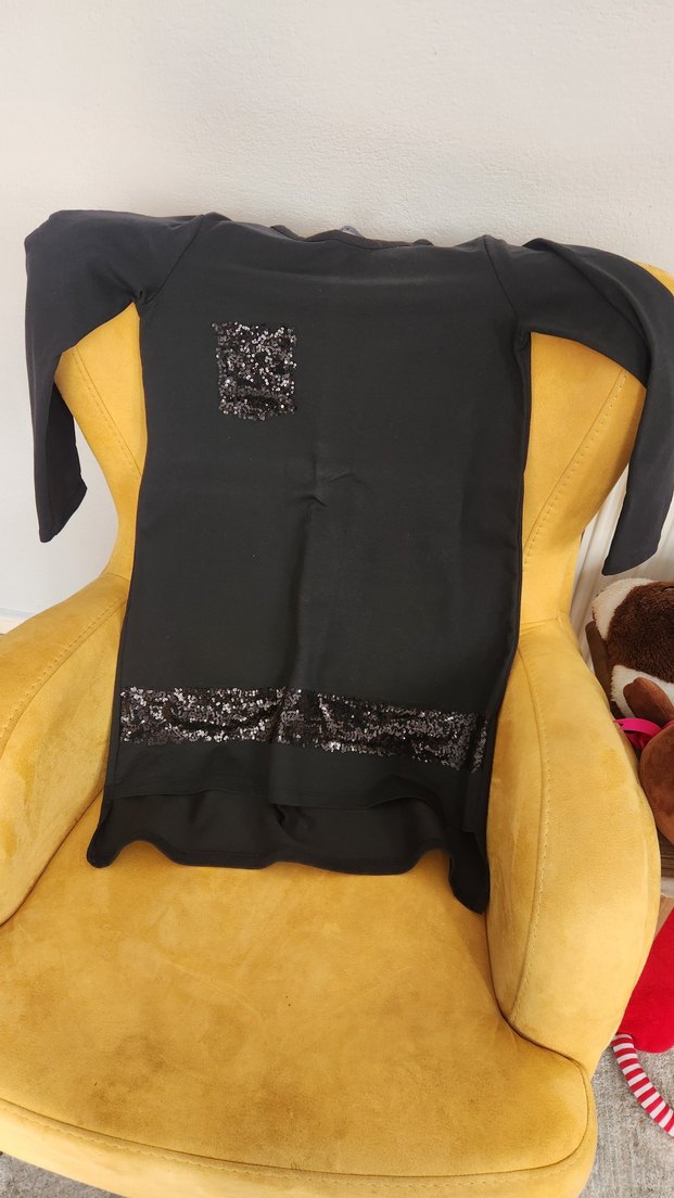 Uzun Kollu Siyah Kadın Tunik - Görsel 2