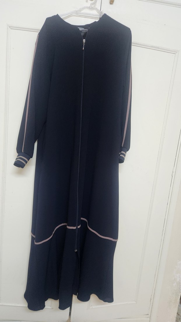 Drapeli Siyah Kadın Uzun farece - Görsel 3