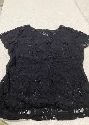 42 Beden Siyah Dantel Desenli Gotik Bluz