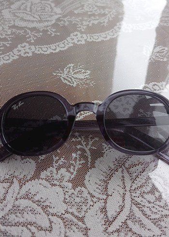 Şeffaf Gri Gotik Kadın Gözlüğü - Görsel 2