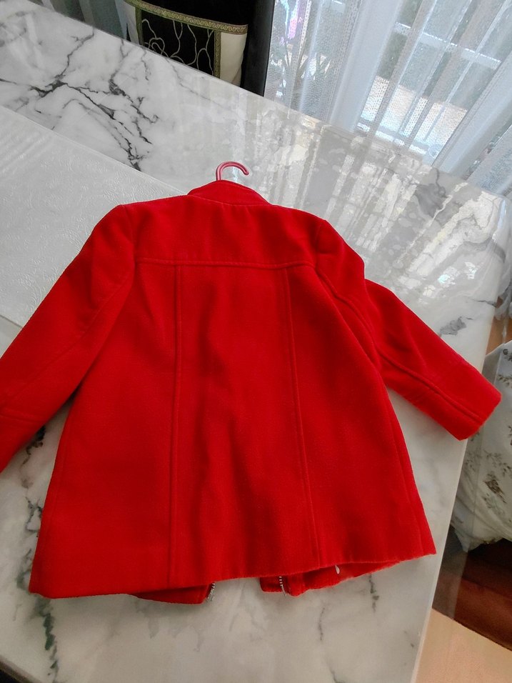 Kız Çocuk Kırmızı Kaban - Görsel 3