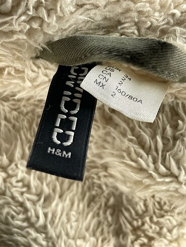36 Beden yeşil Renk H&M Kaban %70 İndirimli.