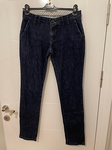 Mango jean