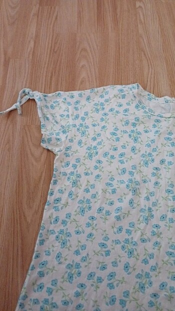 44 Beden Yazlık kolları bağcıklı tişört