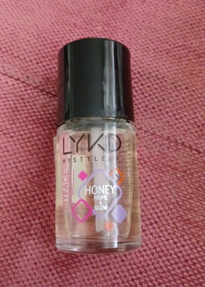 Primer ışıltılı makyaj bazı - Görsel 4