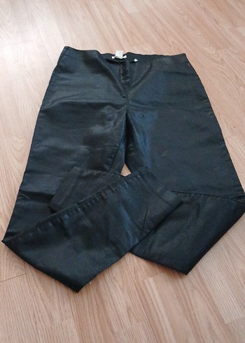 Siyah derimsi şık Kumaş Pantolon