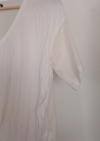 Beyaz V Yaka tiril yazlık Tişört - Görsel 3