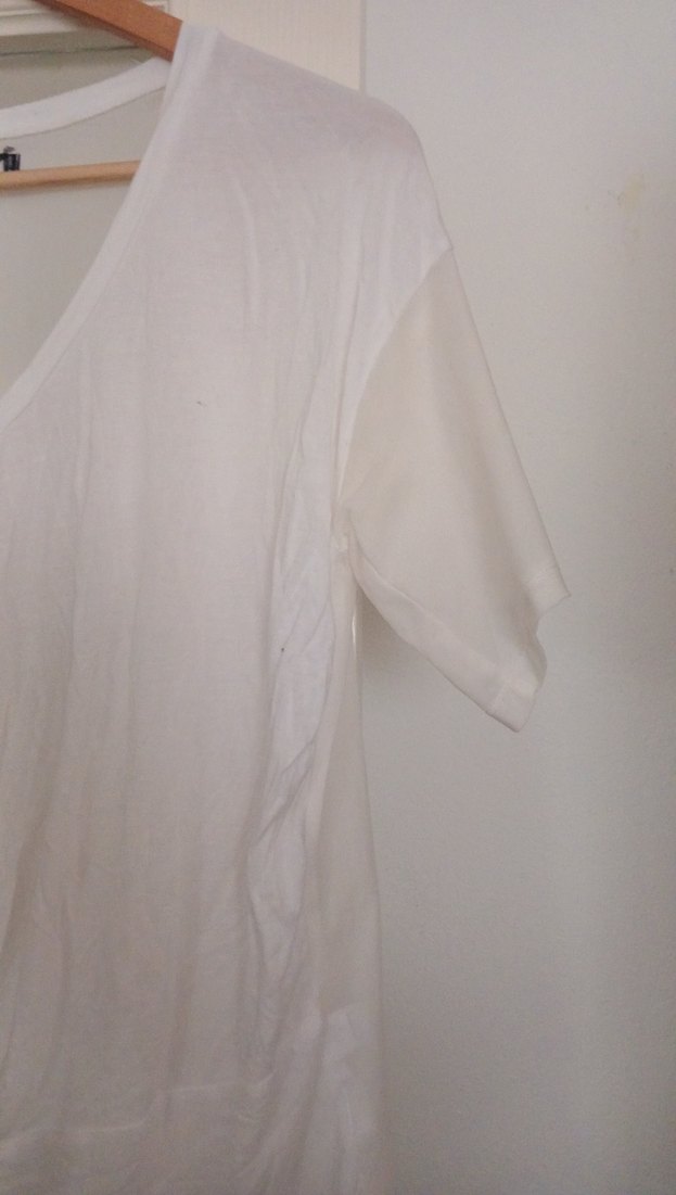 Beyaz V Yaka tiril yazlık Tişört - Görsel 3