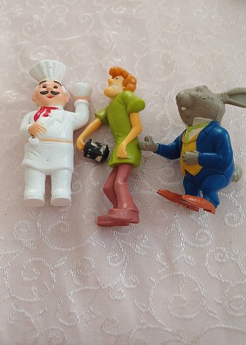 3 Adet Aksiyon Figürlü oyuncak