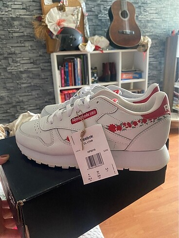 Reebok ayakkabı