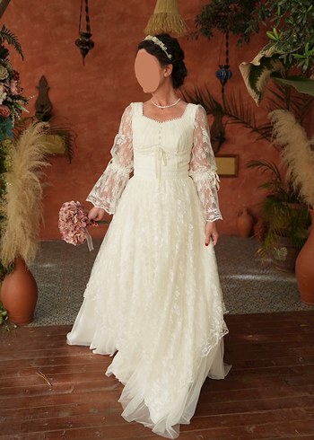 Gelinlik Romantik Ekru Dantelli Gelinlik