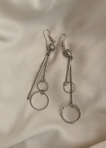 Etnik Desenli Zincir Detaylı Midi Küpe - Görsel 3