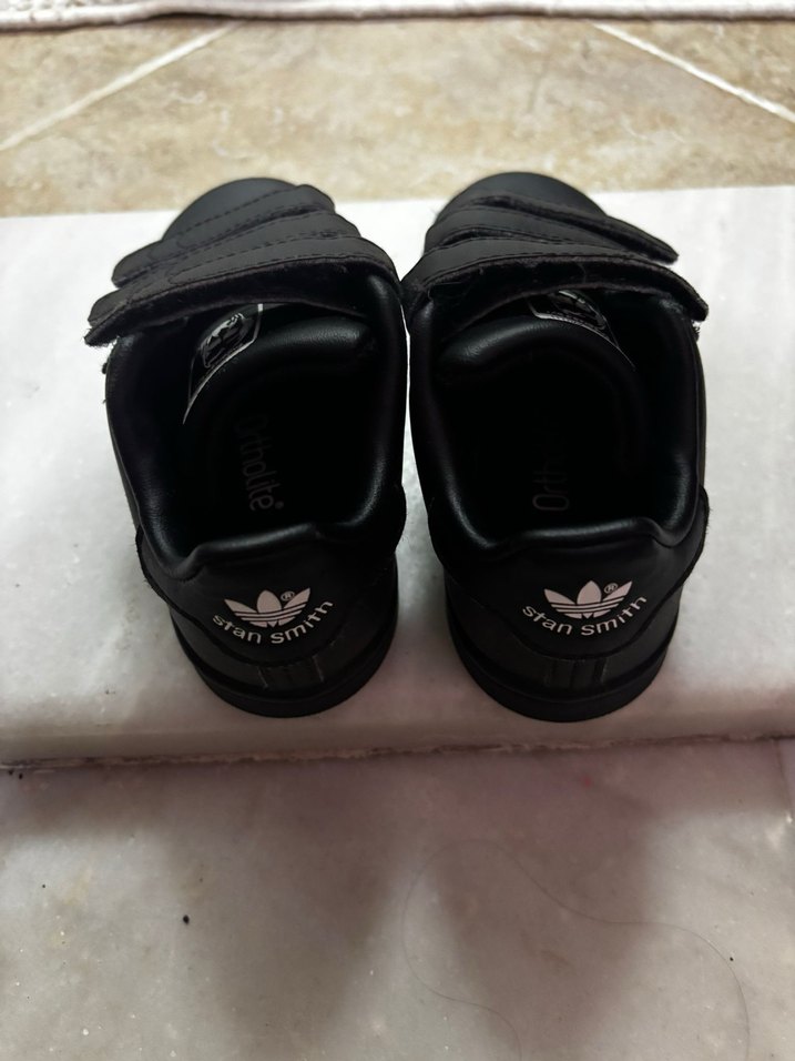 Erkek Çocuk Siyah Cırt Cırtlı Spor Ayakkabı - Görsel 3