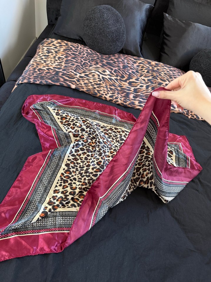 Bordo Leopar Desenli Bohem Kadın Fular - Görsel 2