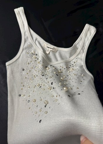 İnci ve Pul Detaylı Beyaz Kadın Atlet - Görsel 3