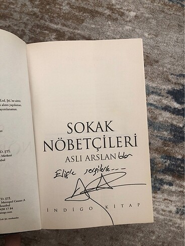  Sokak Nöbetçileri İmzalı Aslı Arslan